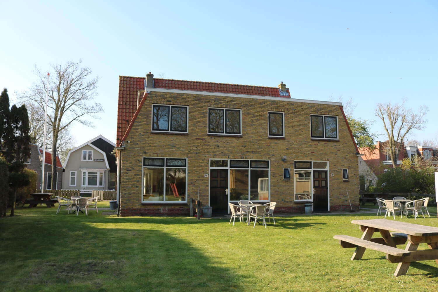 Tuin 4-persoons vakantiehuis Schiermonnikoog